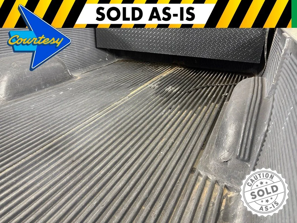 Used 1995  Ford XL image 23