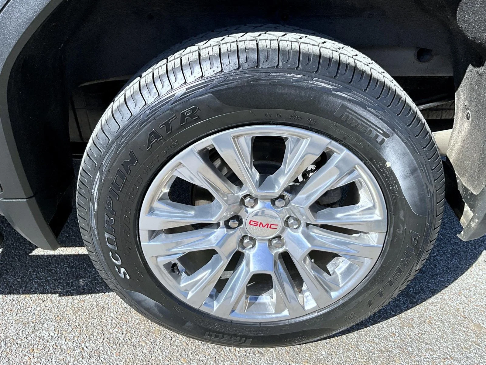 Used 2022 Blue GMC Denali image 25