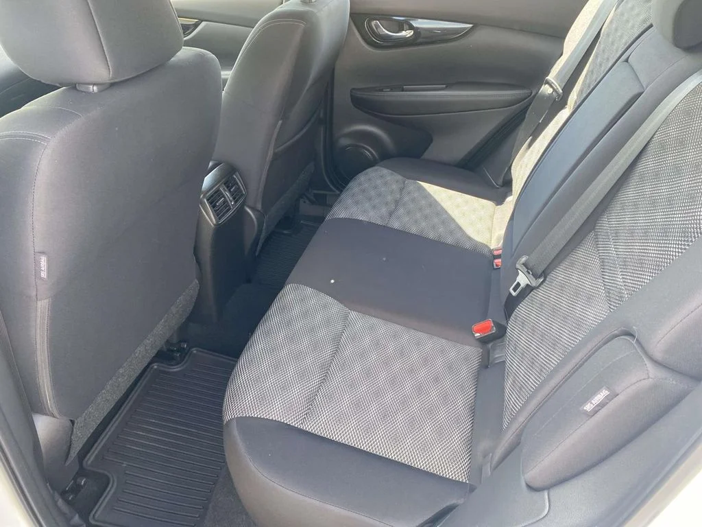 Certified Used 2022 White Nissan SV image 14