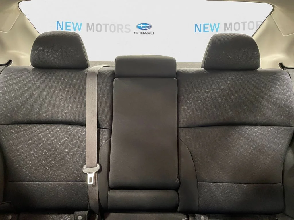 Used 2018 Crimson Red Pearl Subaru 2.5i image 13