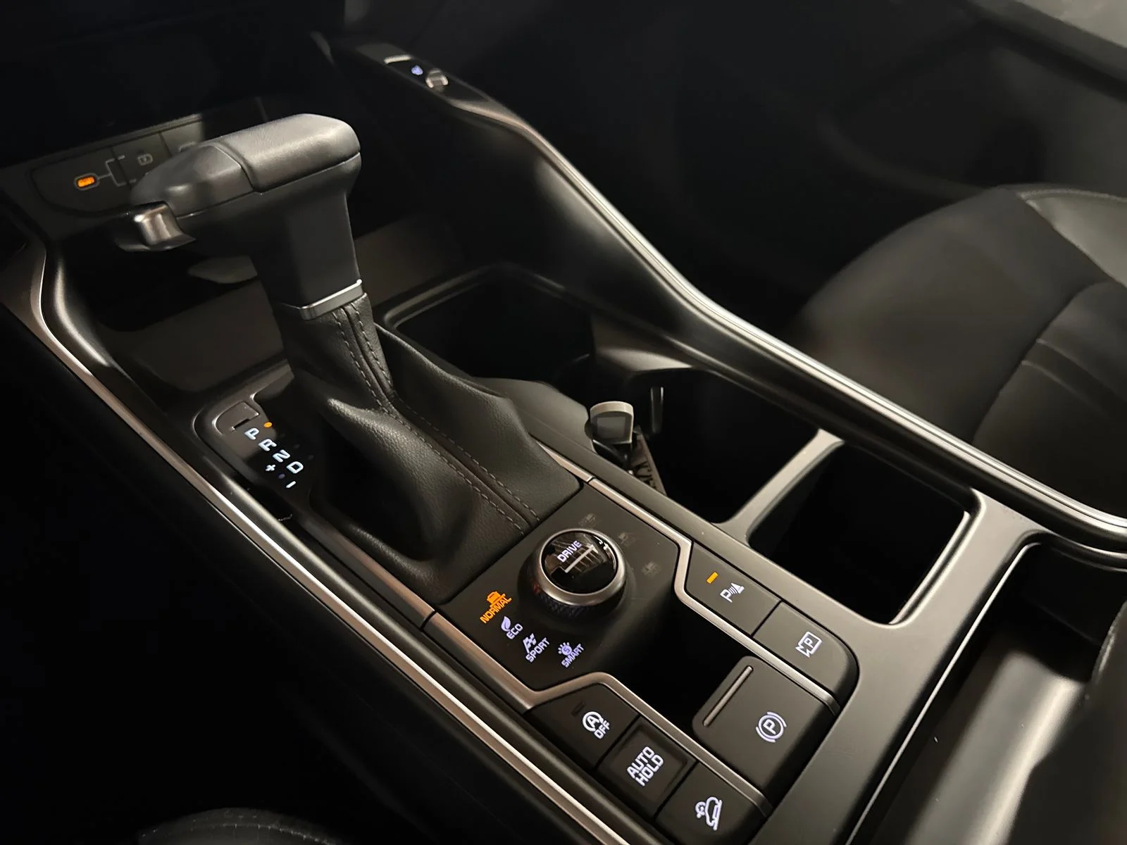 New 2026 Brown Kia X-Line EX image 21