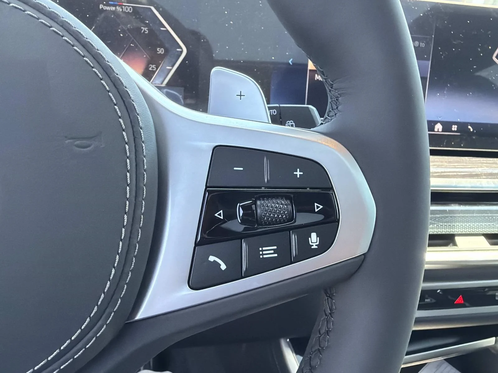 New 2026 Black Sapphire Metallic BMW xDrive50e image 17