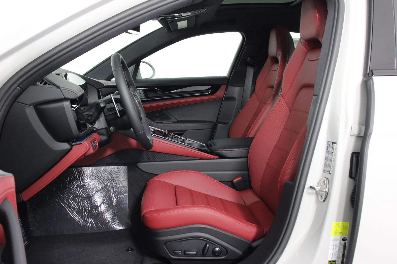 New 2026 Chalk Porsche RWD image 5