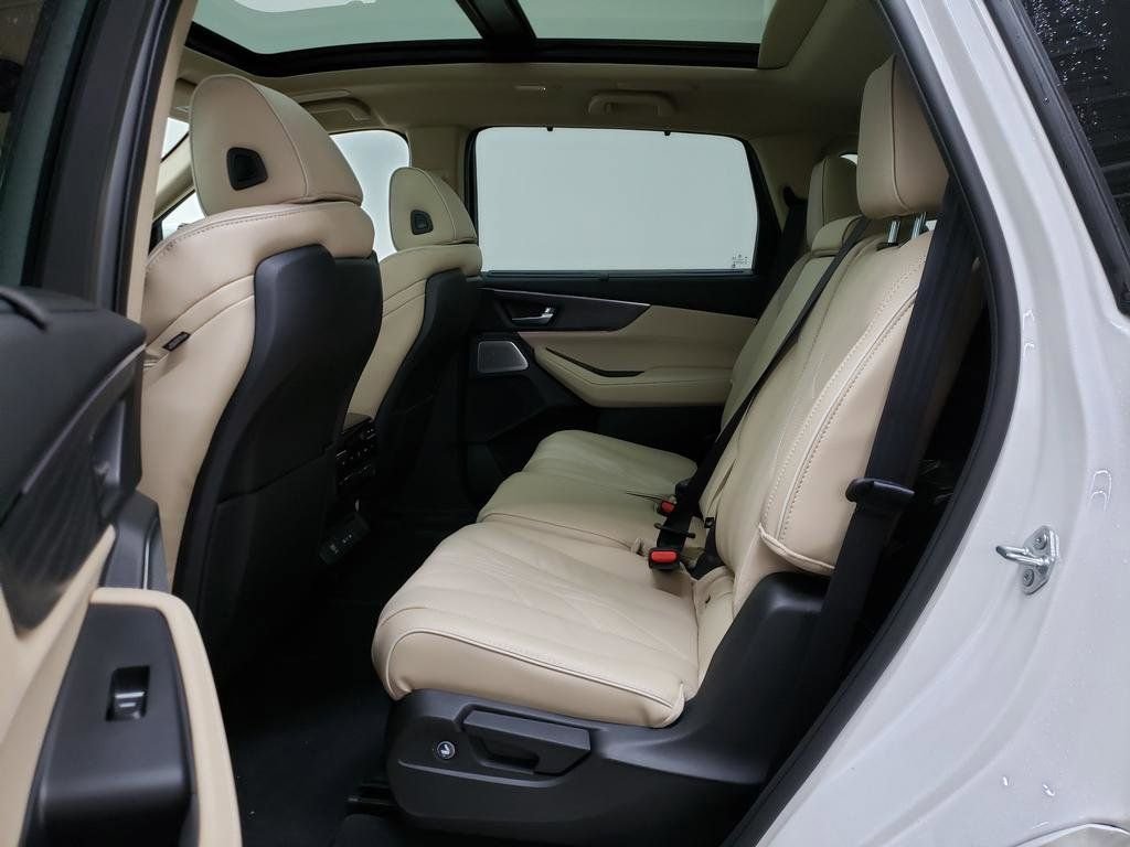 Used 2026 Solar Silver Metallic Acura Advance Package image 11