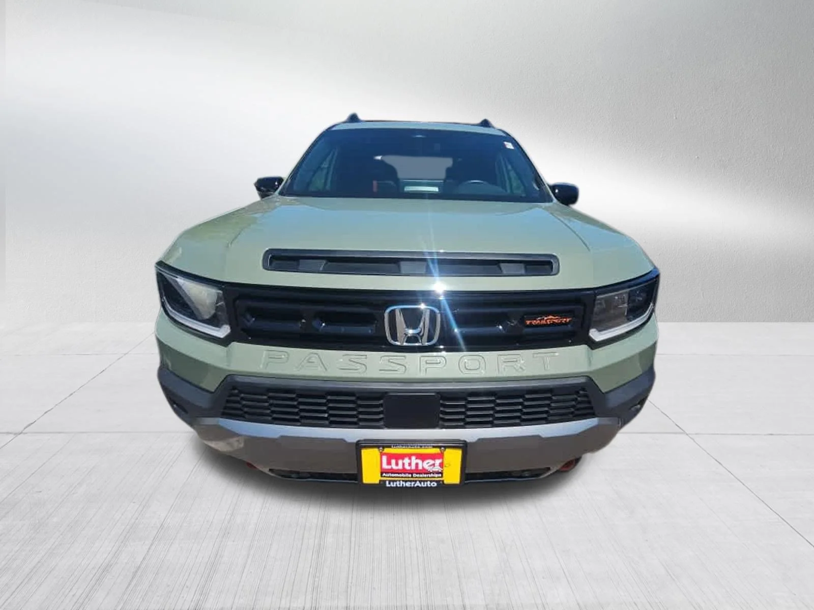 Certified Used 2026 Ash Green Metallic Honda TrailSport image 2