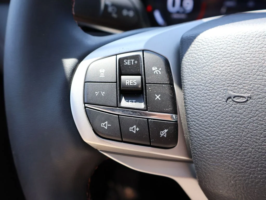 New 2026 Carbonized Gray Metallic Ford Active image 27