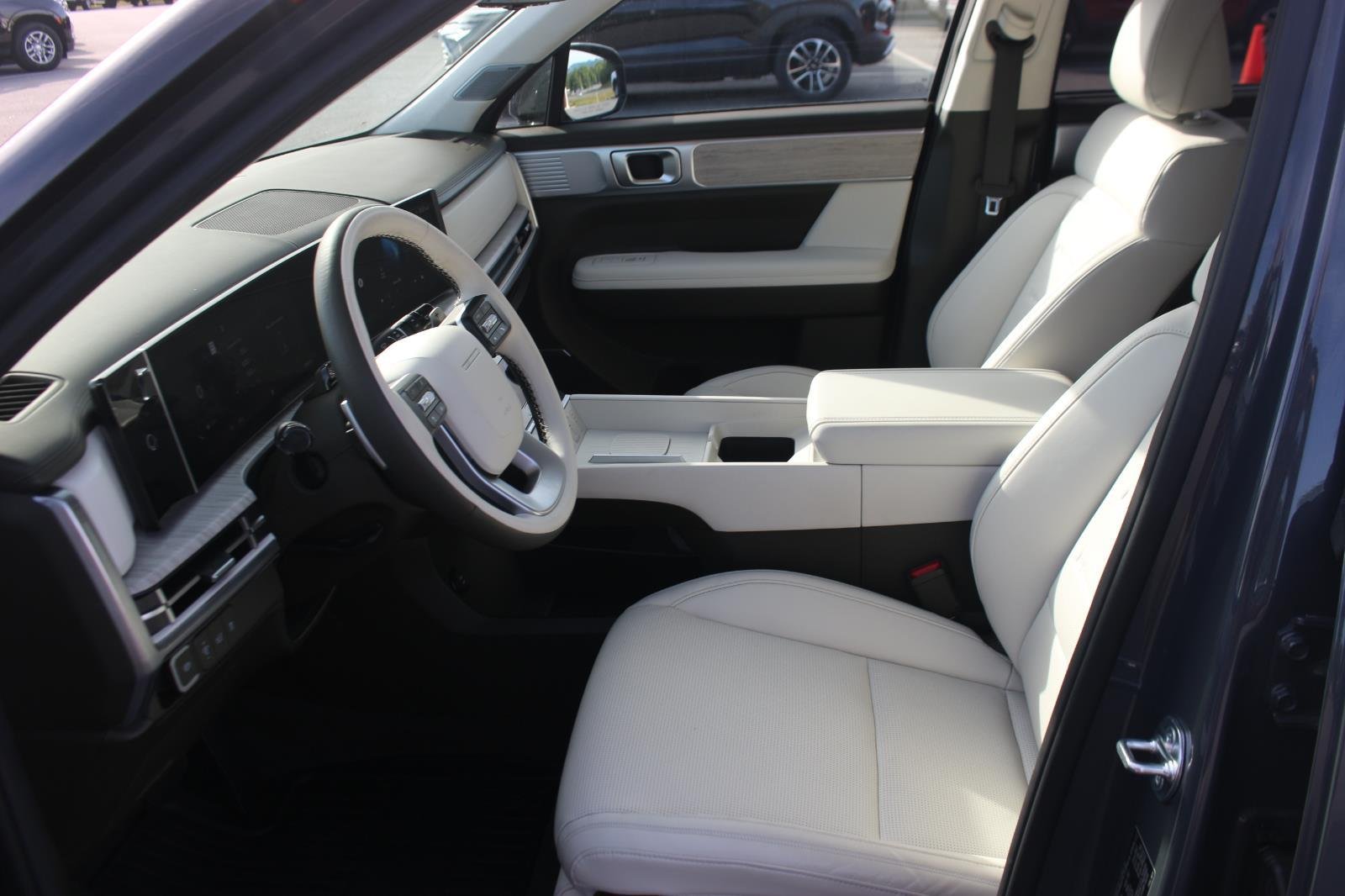 Used 2024 Ecotronic Gray Hyundai Calligraphy image 15