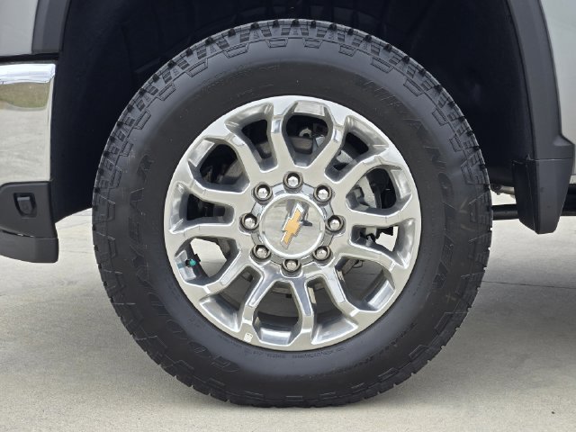 2025 Chevrolet Silverado 2500 HD LTZ - Photo 8