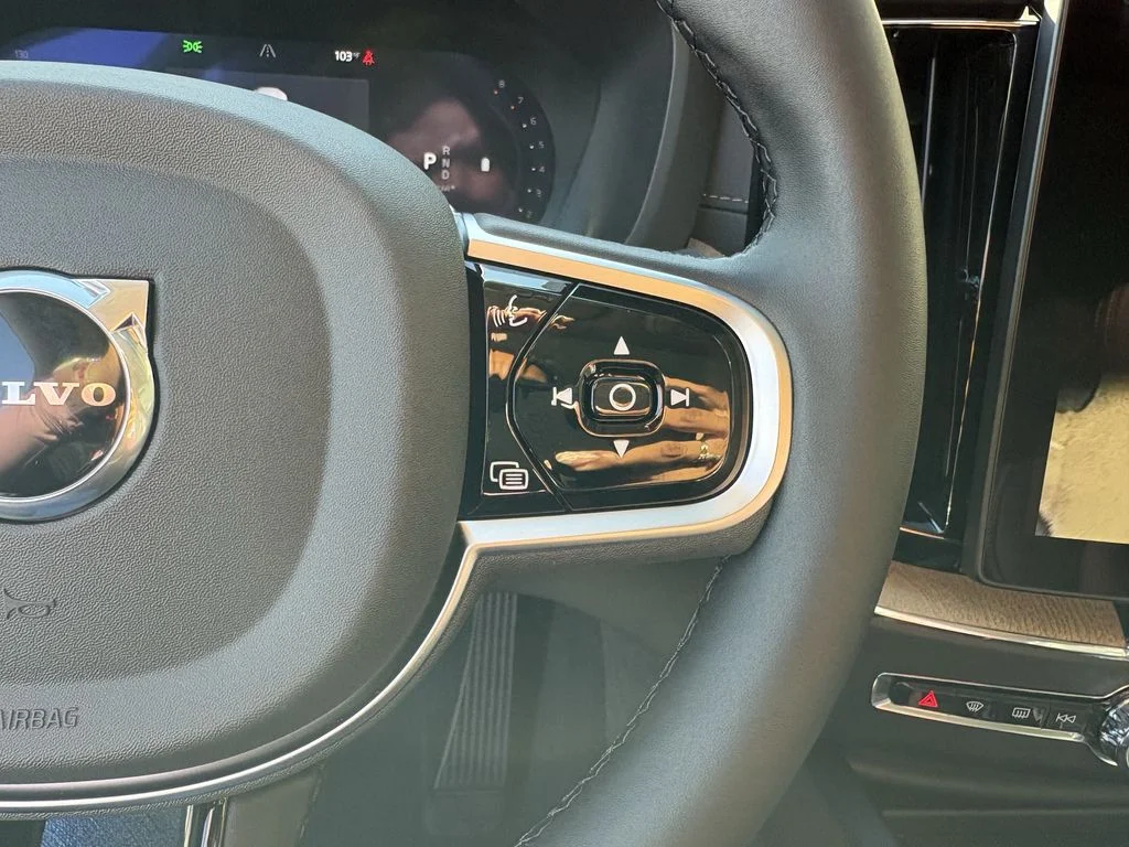 New 2026 Crystal White Volvo Ultra image 17