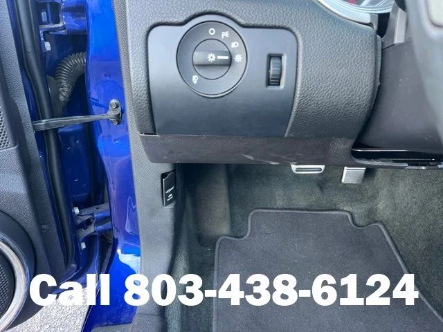Used 2013 Blue Metallic Ford V6 Premium image 23