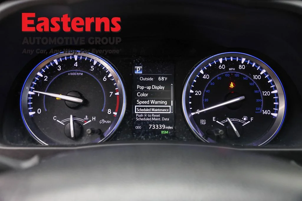 Used 2018 Black Toyota SE image 18