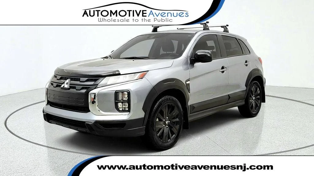 Used 2025 Alloy Silver Metallic Mitsubishi Trail Edition 2.0 AWC image 1