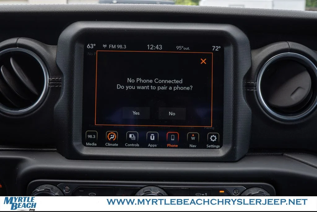 Used 2021 Black Clearcoat Jeep Overland image 20
