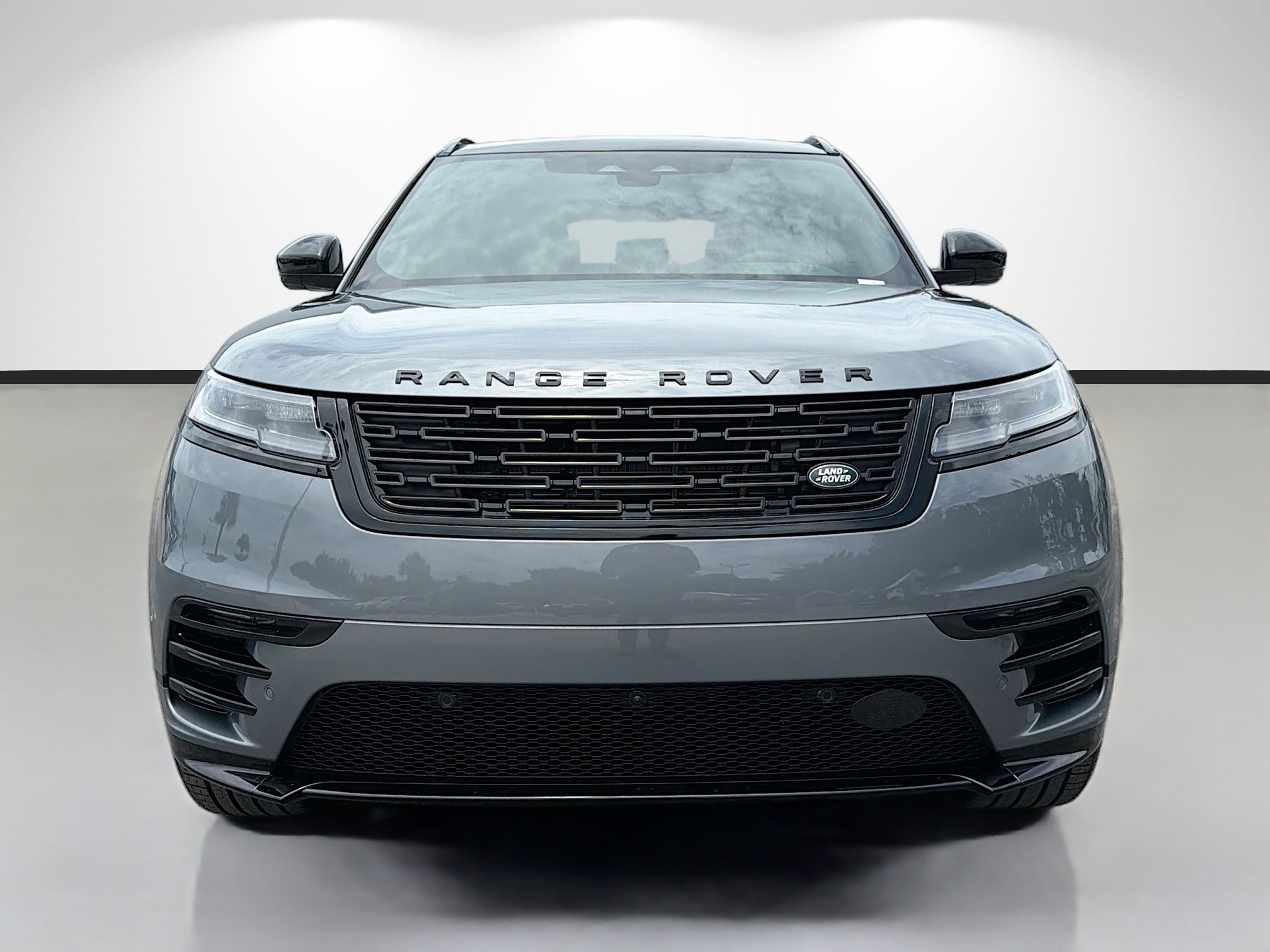New 2026 Zadar Grey Land Rover Belgravia Edition image 8