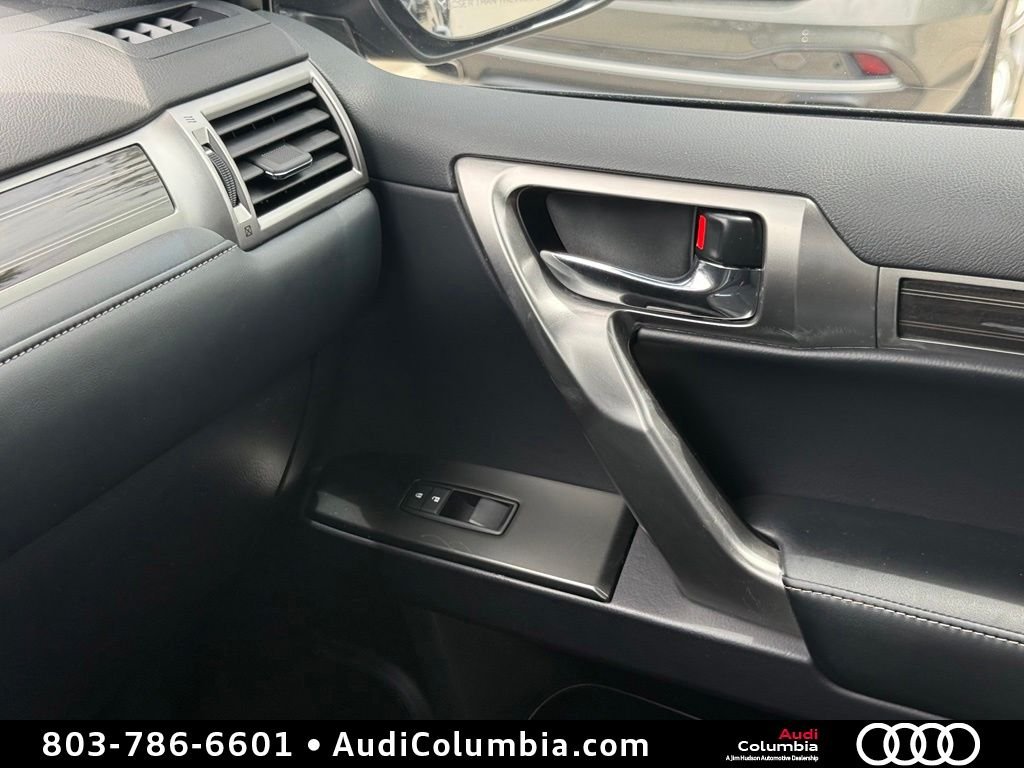 Used 2023 Black Lexus 460 image 37