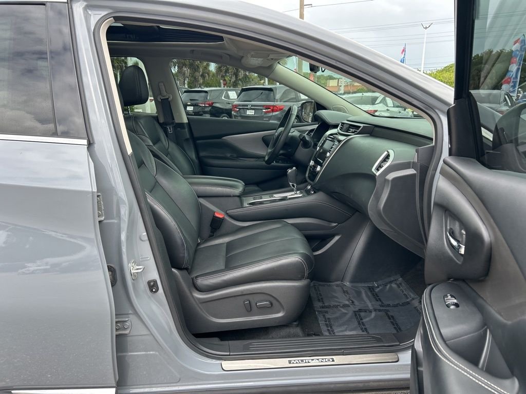 Used 2024 Gray Nissan SL image 42