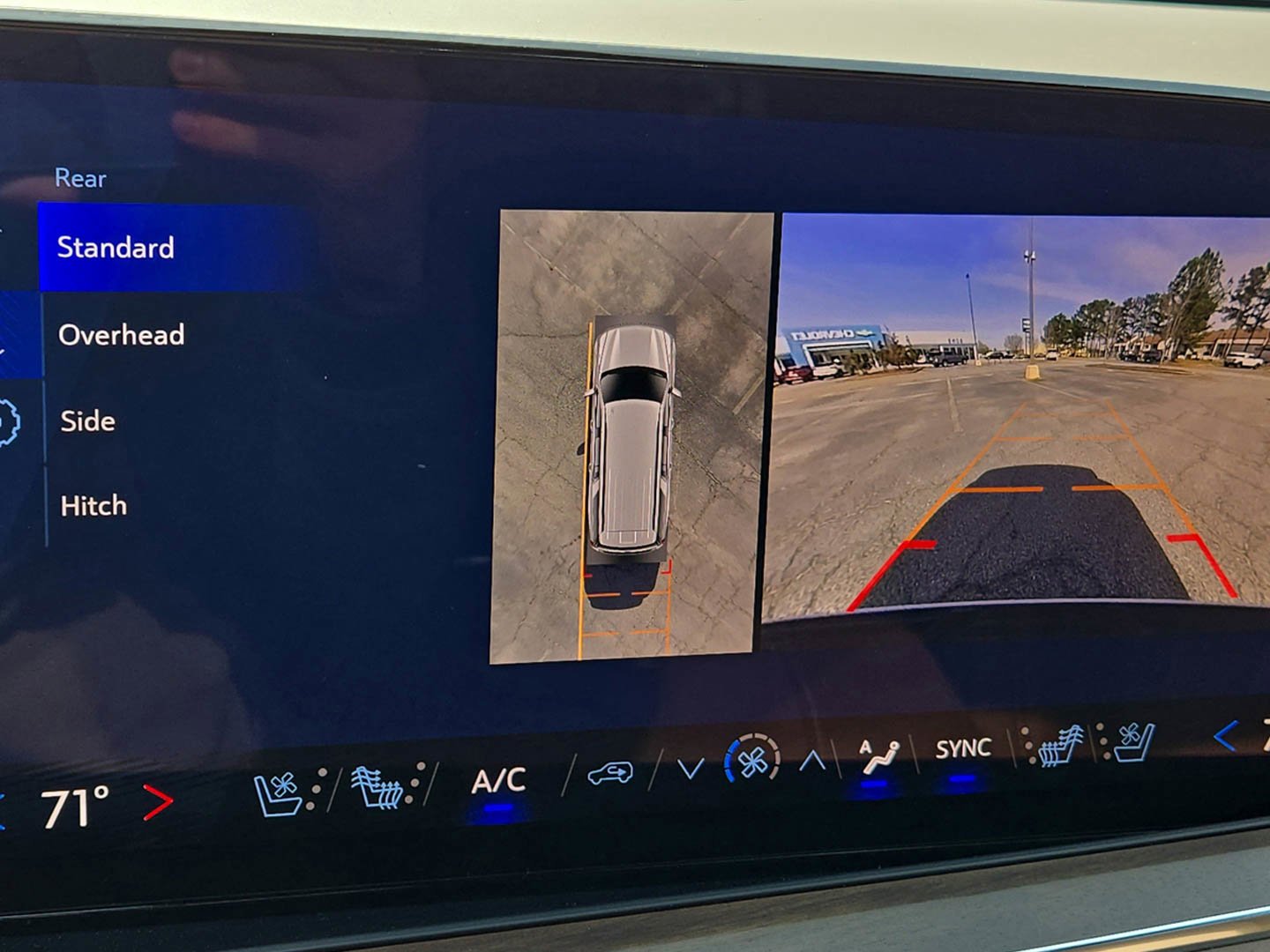 2026 Chevrolet Suburban High Country - Photo 23