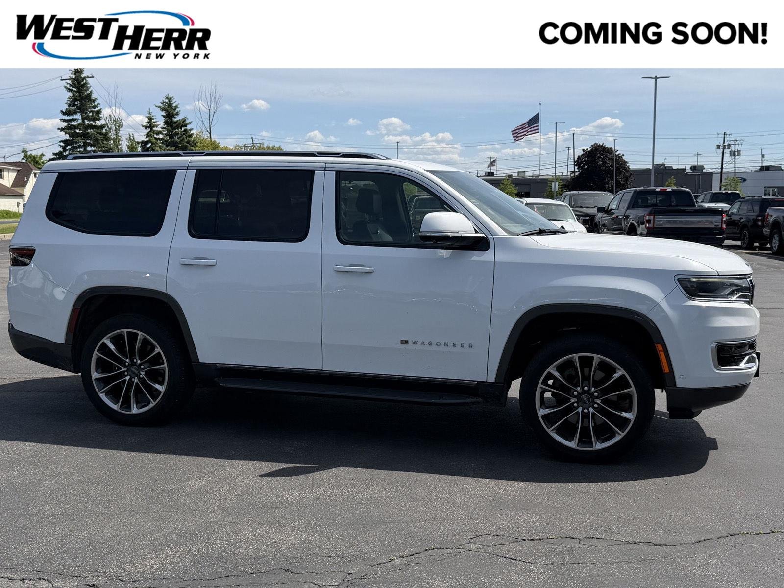 2022 Jeep Wagoneer Series II 4WD's photo