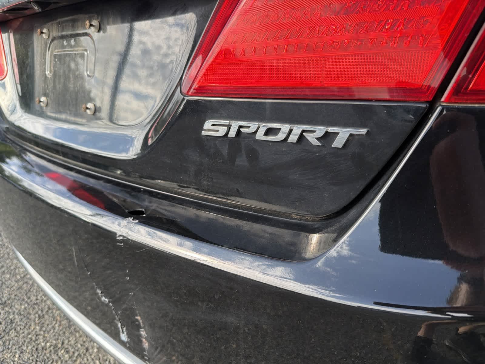 Used 2014  Honda Sport image 24