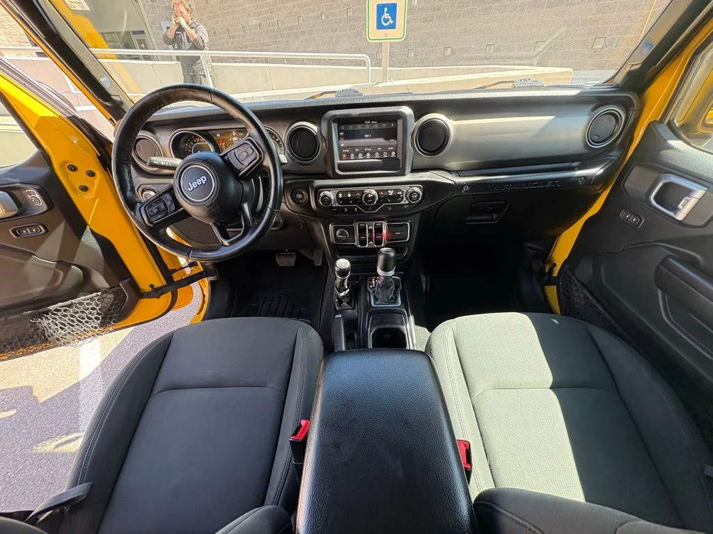Used 2020 Baja Yellow Clearcoat Jeep Unlimited Sport image 4