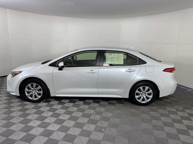 Used 2023 Beige Toyota LE image 5