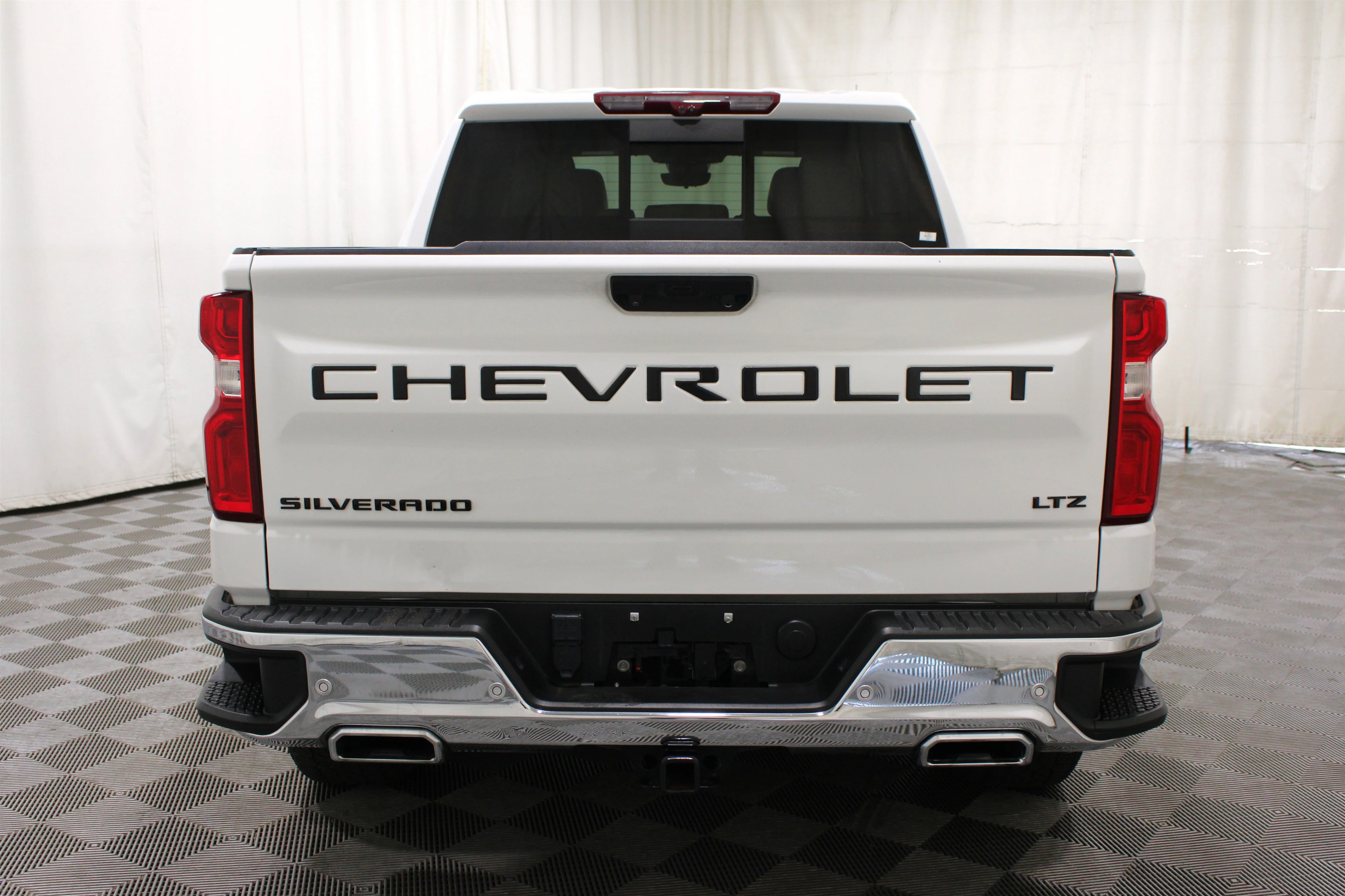 2024 Chevrolet Silverado 1500 LTZ - Photo 31