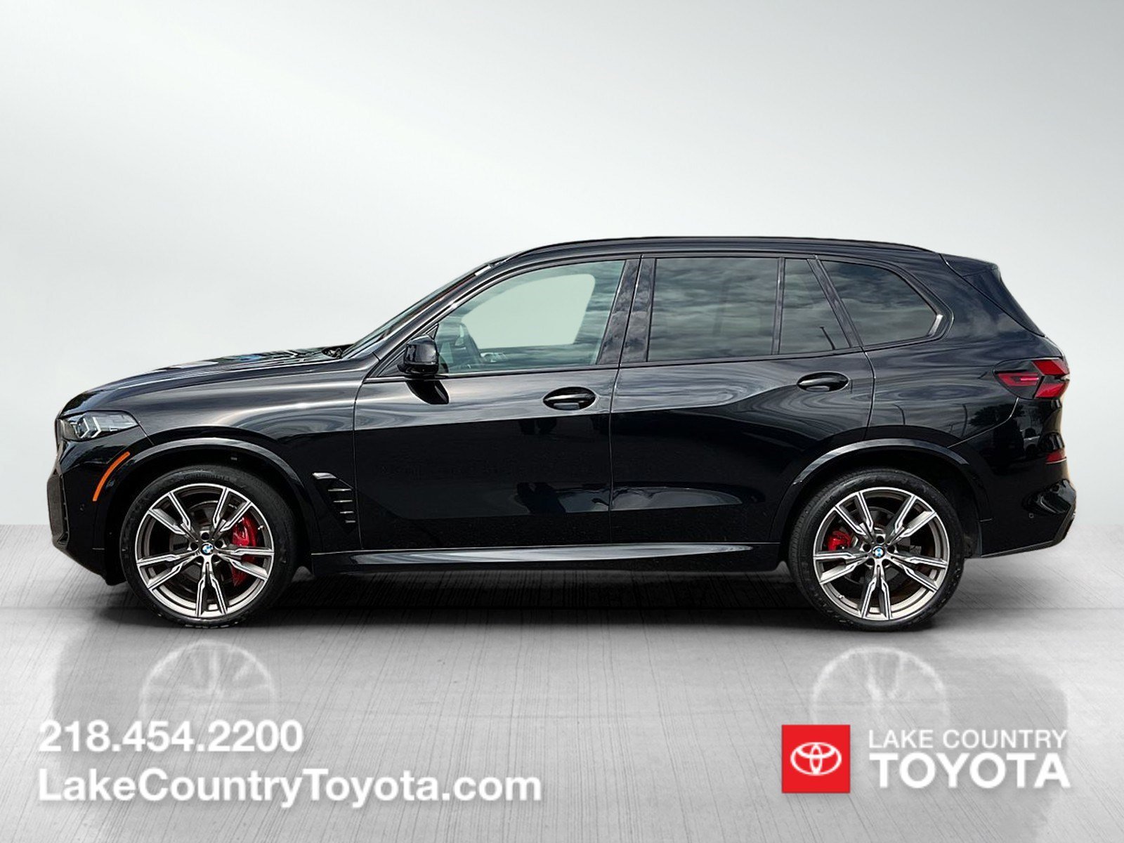 Used 2024 BMW X5 40i with VIN 5UX23EU03R9V76017 for sale in Brainerd, Minnesota