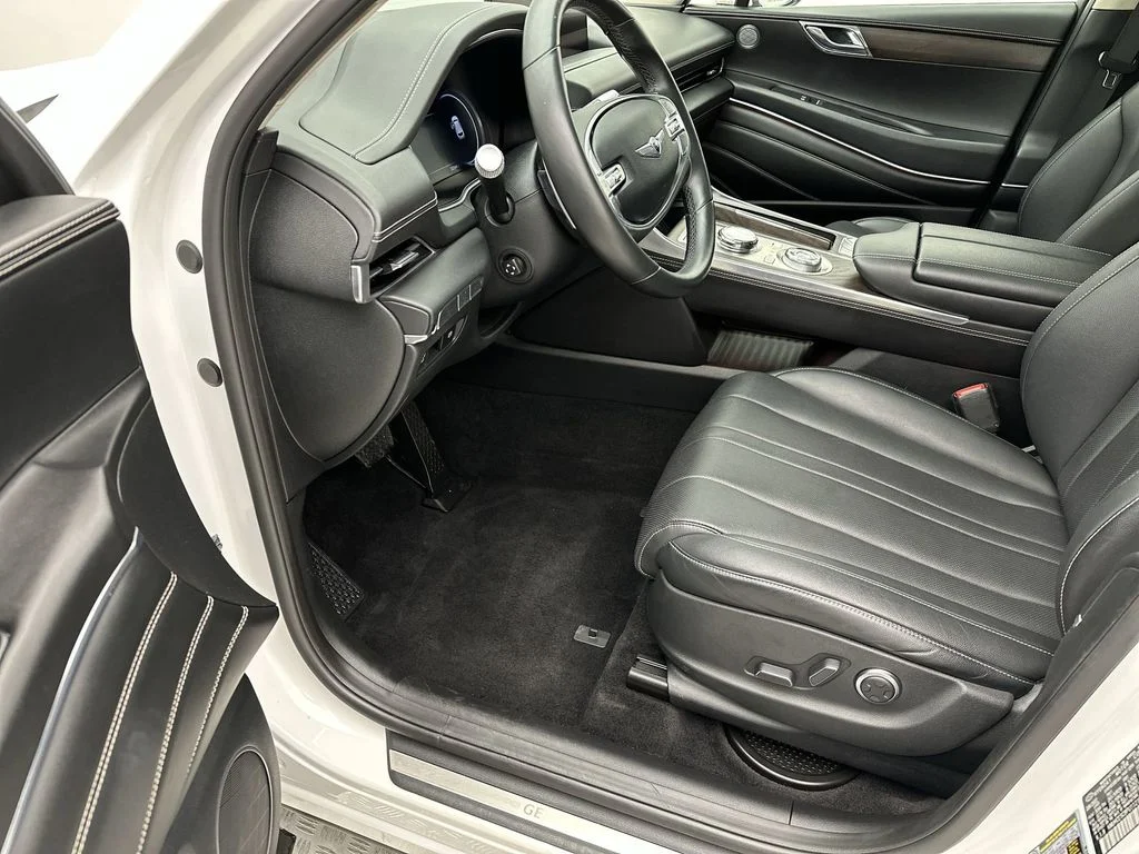 2023 GENESIS GV80 Standard - Photo 11