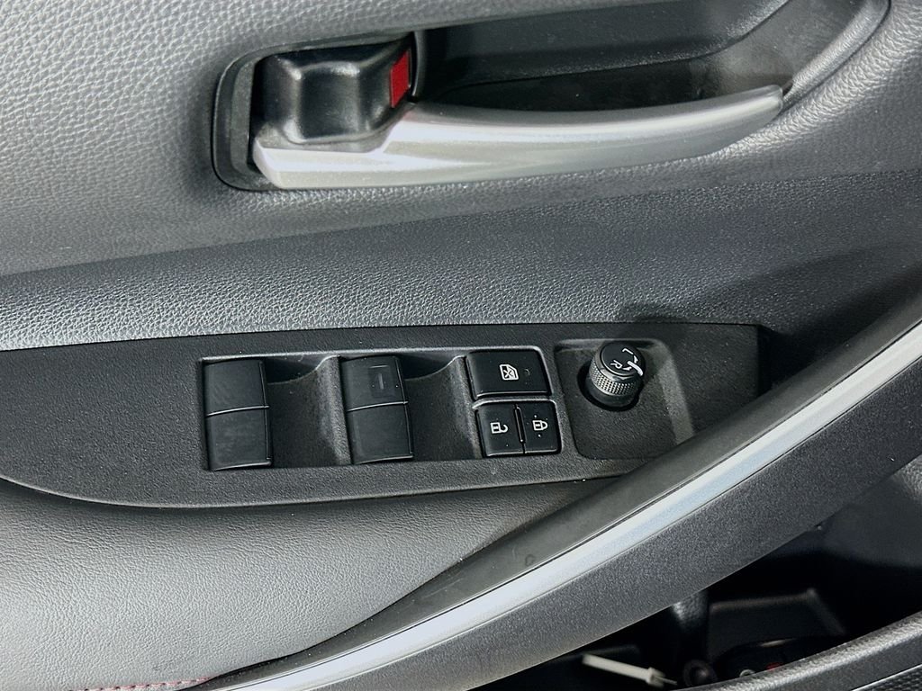 Used 2024  Toyota SE image 17
