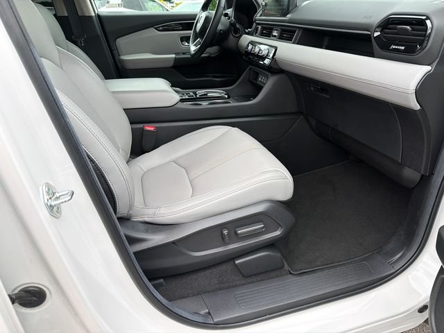Used 2025 White Honda EX-L image 13