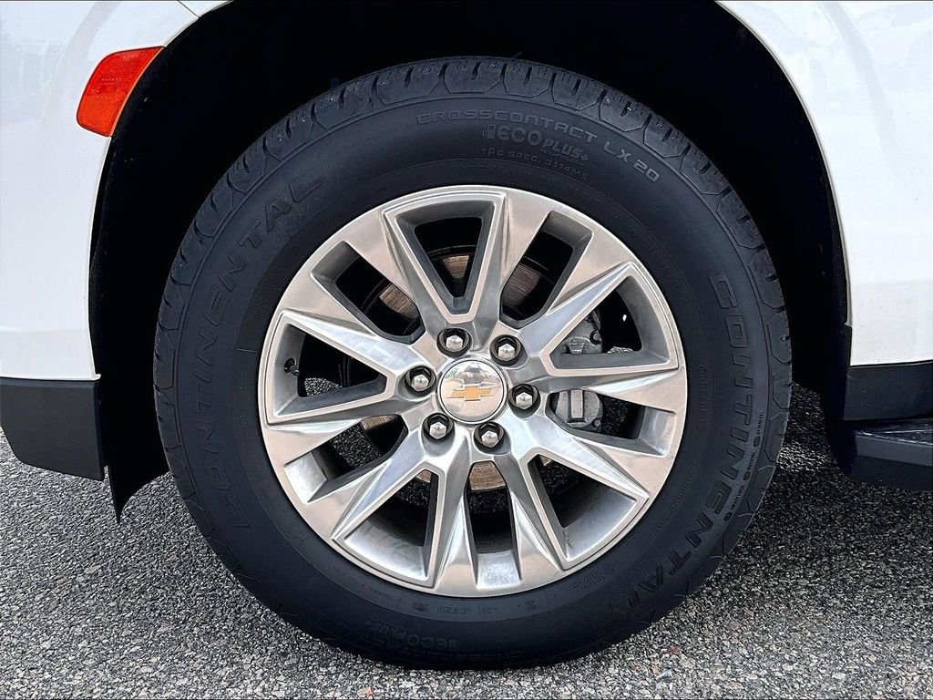 Used 2023 White Chevrolet Premier image 7