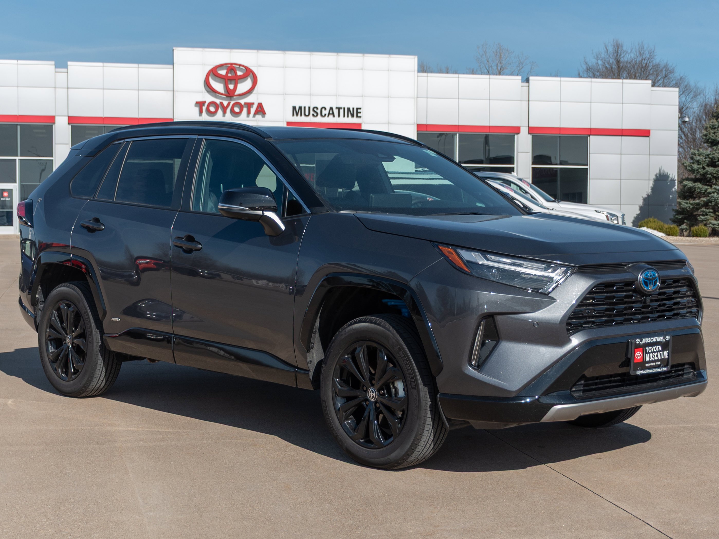 2024 Toyota RAV4 Hybrid XSE AWD's photo