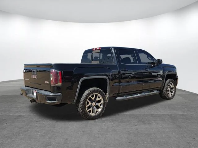 Used 2017 Onyx Black GMC SLT image 4