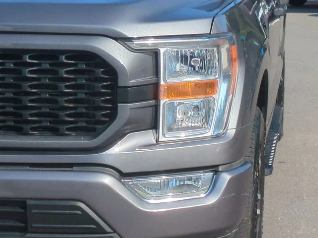 Used 2022 Gray Ford XL image 17