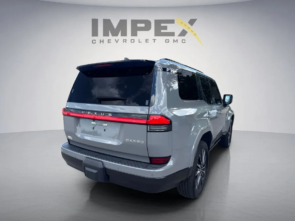 Used 2024  Lexus GX 550 Luxury image 5