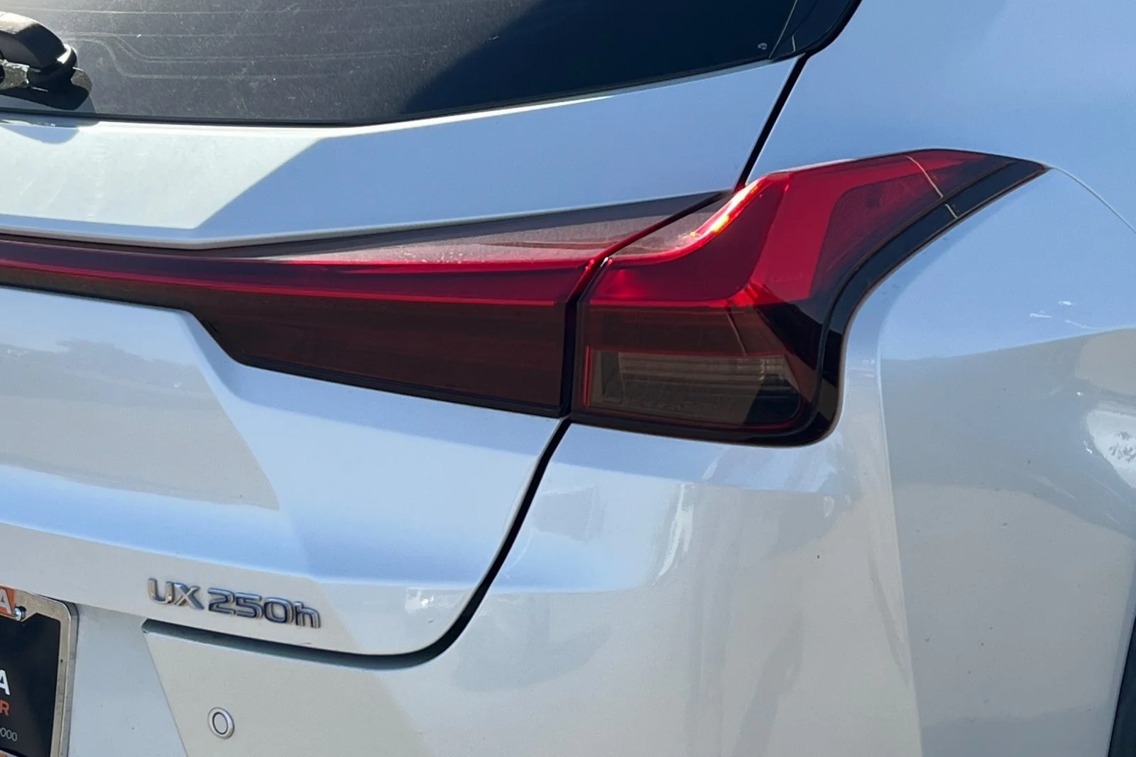 Used 2022 White Lexus 250h Base image 27