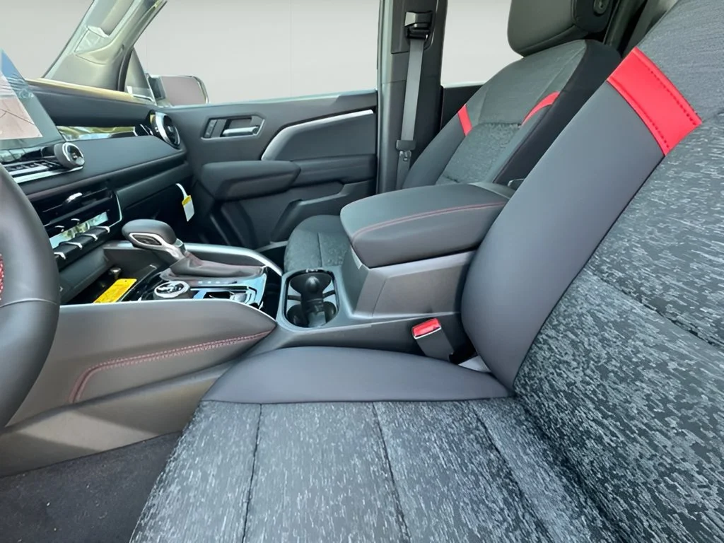New 2026 Summit White Chevrolet Z71 image 11
