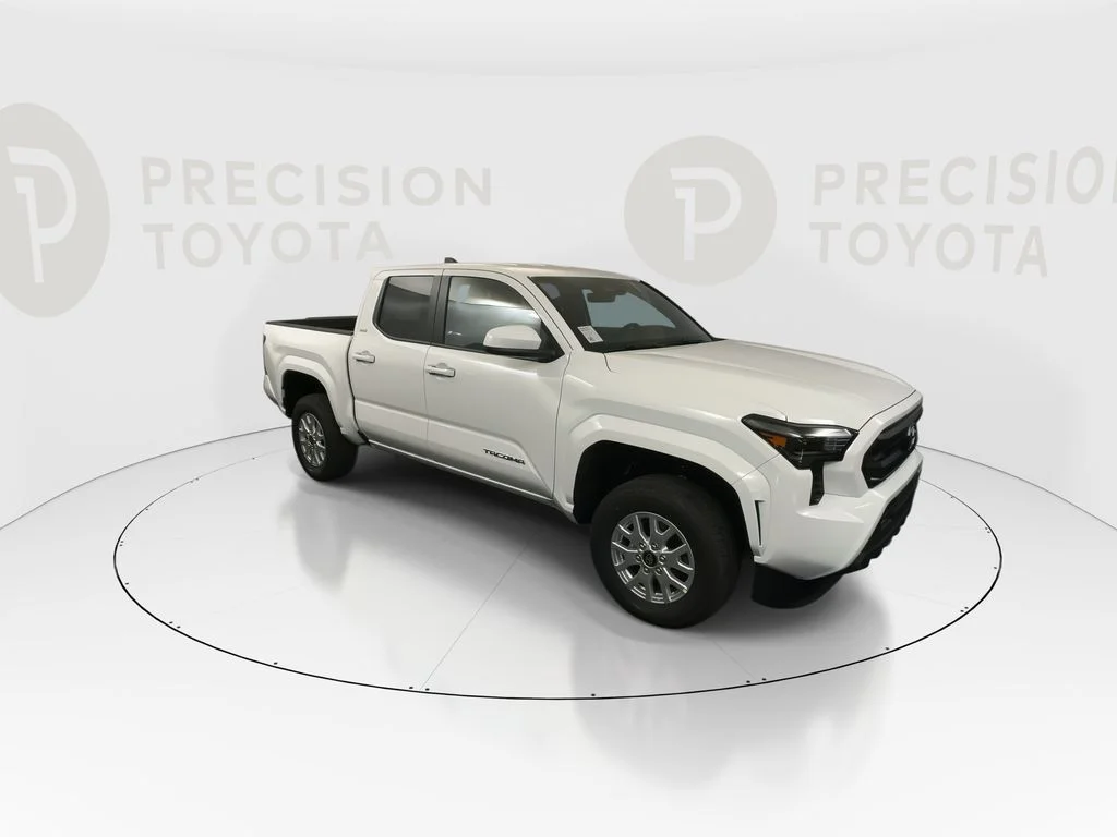 New 2026 Ice Cap Toyota SR5 image 2