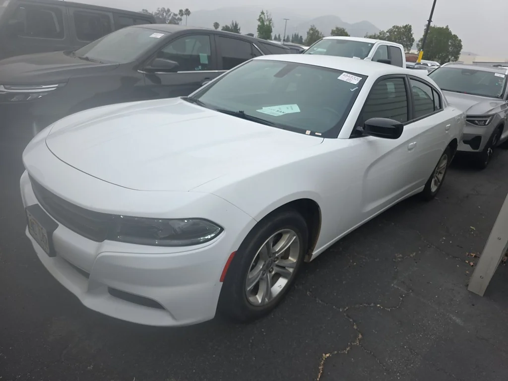 Used 2023 White Knuckle Clear Coat Dodge SXT image 2