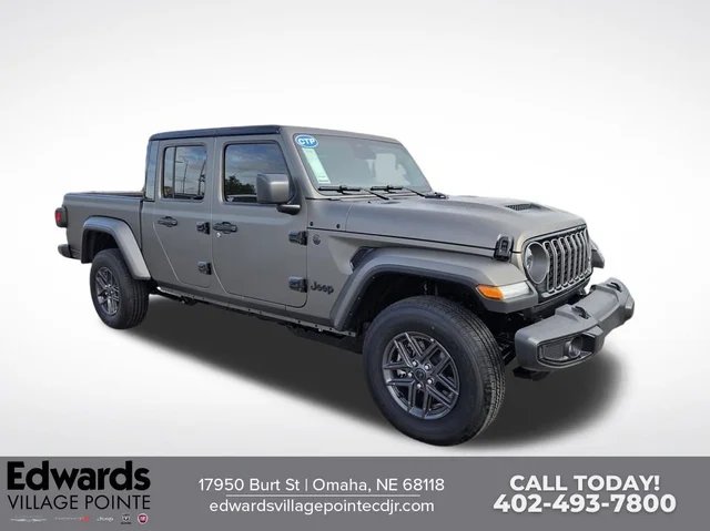 New 2026 Jeep Gladiator Sport S 4WD
