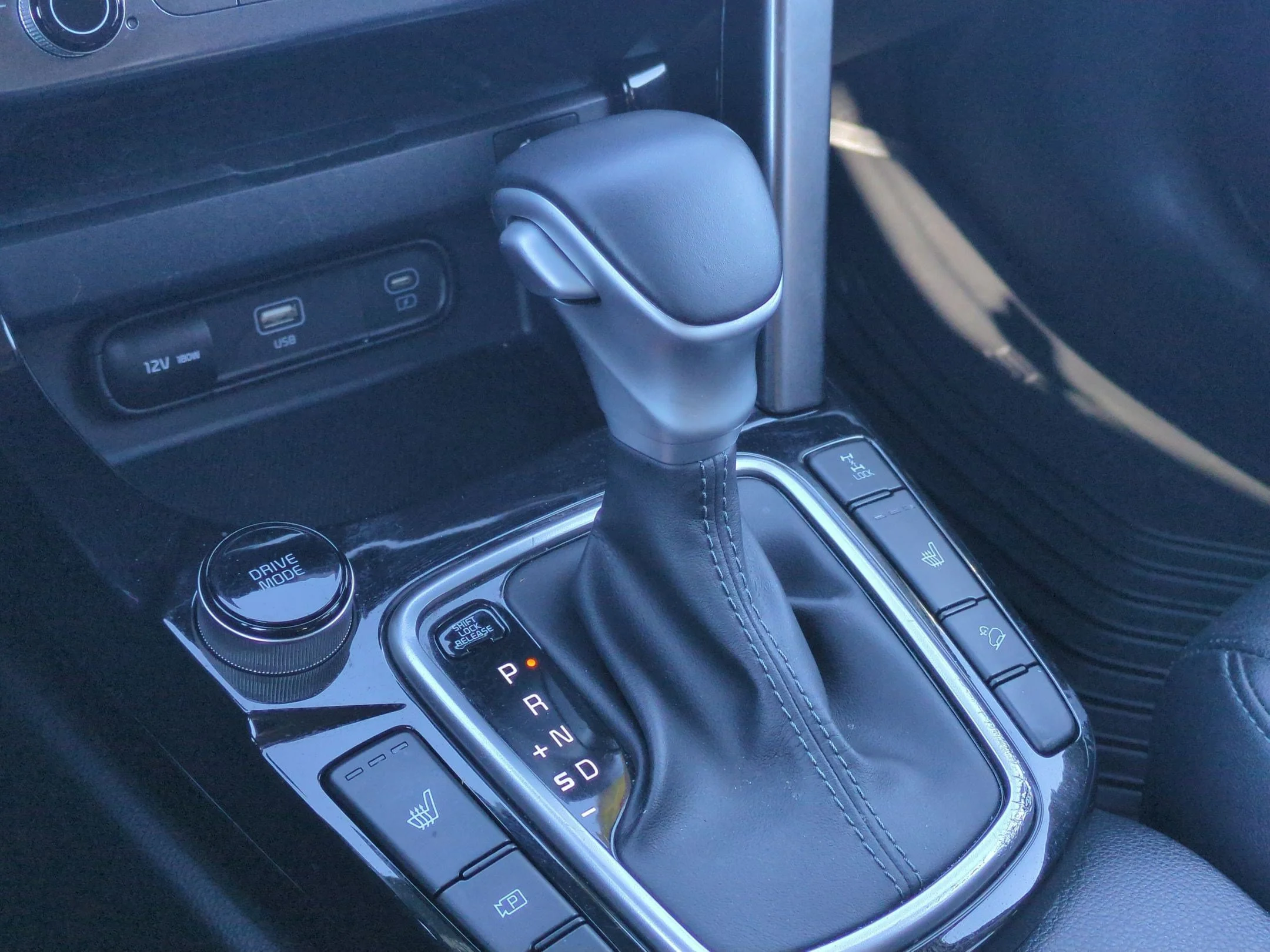 Used 2024 Dark Ocean Blue/White Roof Kia SX image 22