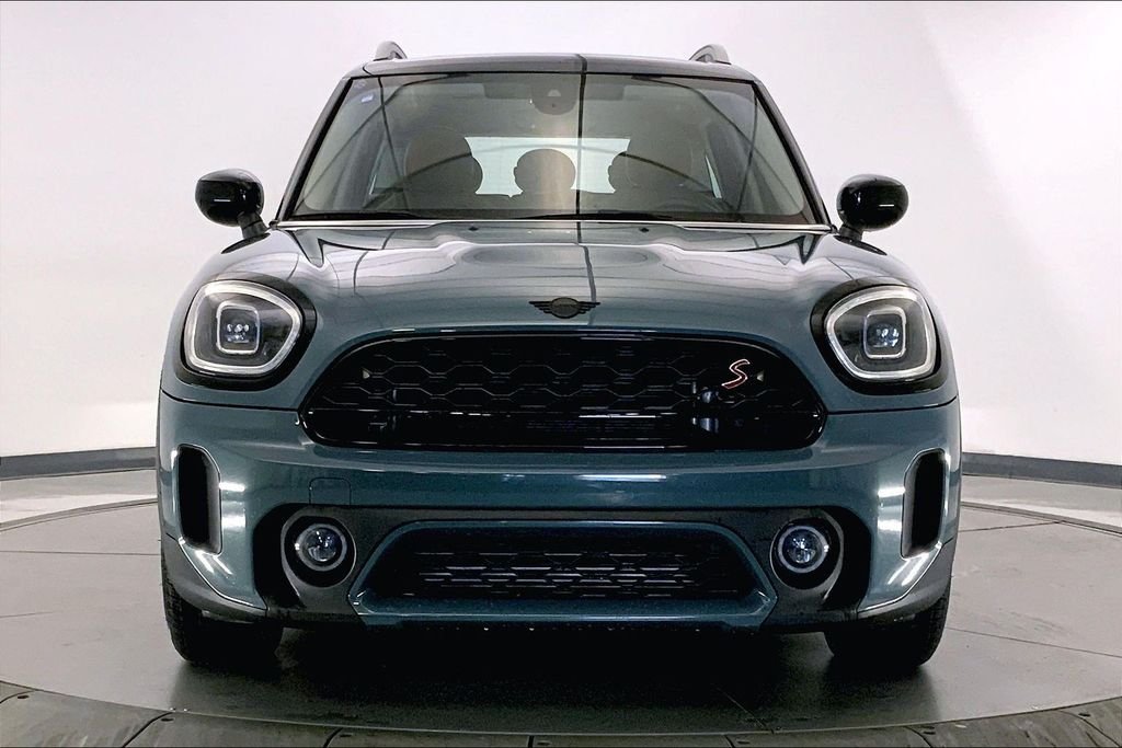 Certified Used 2024 Sage Green Metallic MINI Signature image 2