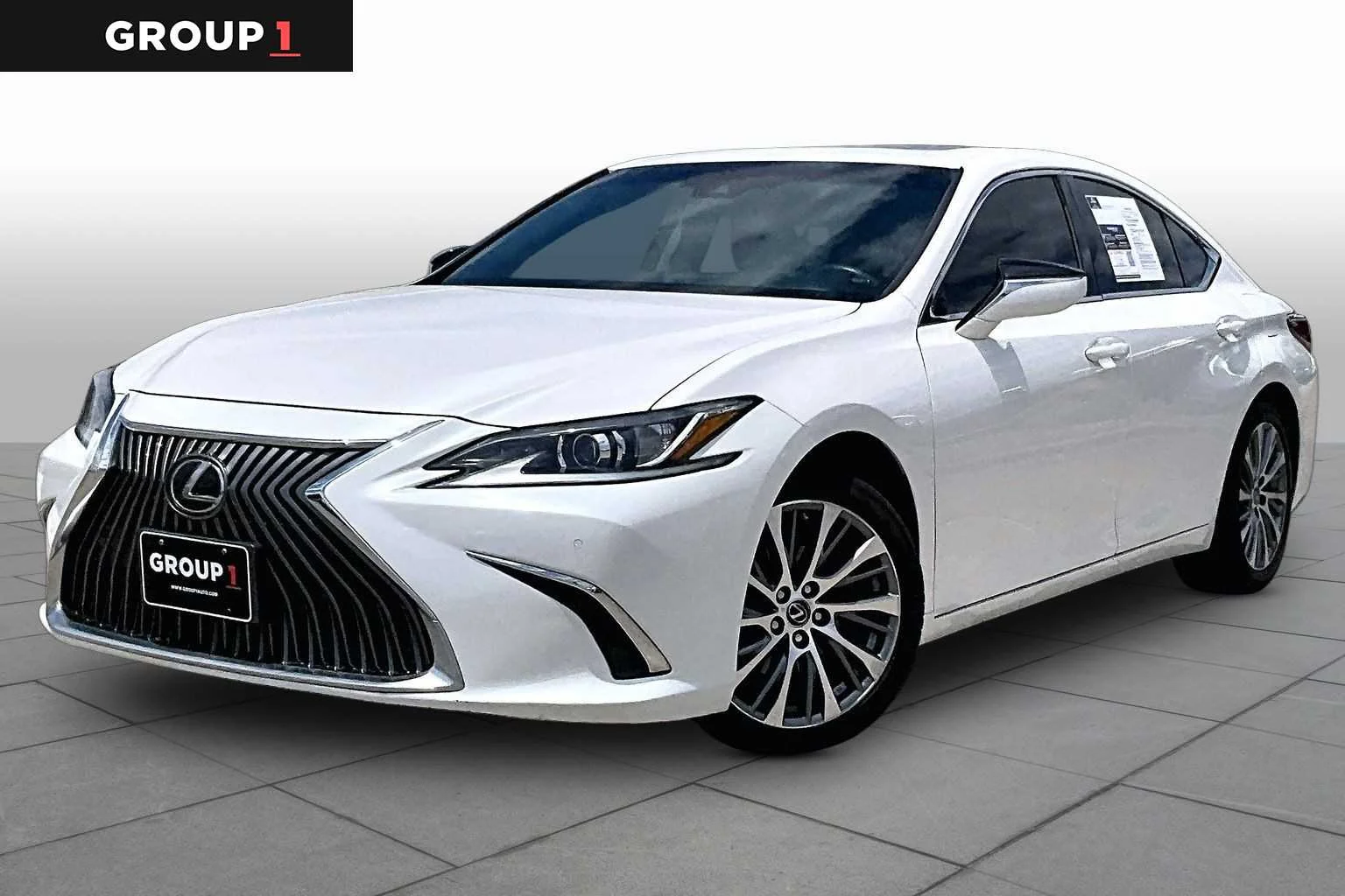 2019 Lexus ES 350 350's photo