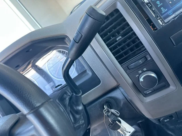 Used 2012 White Ram ST image 23