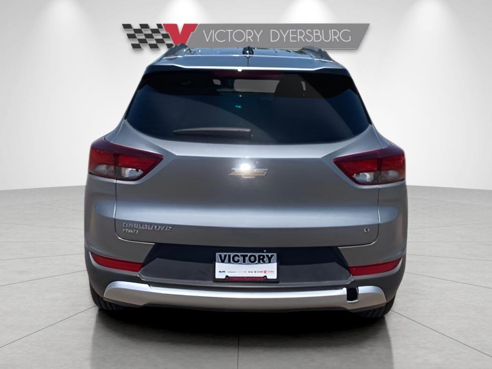 Used 2025 Gray Chevrolet LT image 6