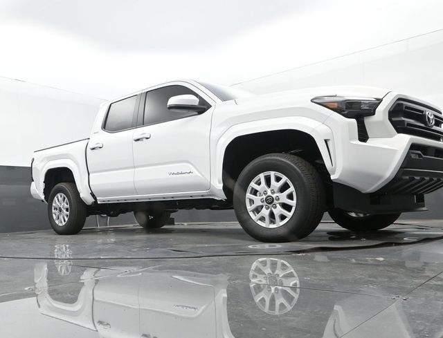 New 2026 Ice Cap Toyota SR5 image 22