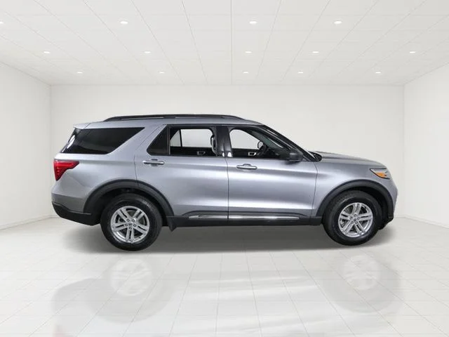 Certified Used 2024 Silver Ford XLT image 8