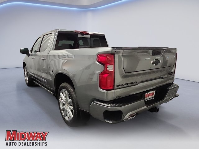 New 2026 Sterling Gray Metallic Chevrolet High Country image 3