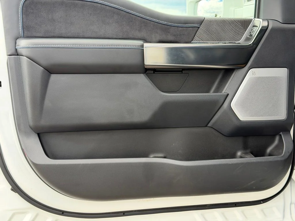 Used 2025 White Ford Platinum image 22