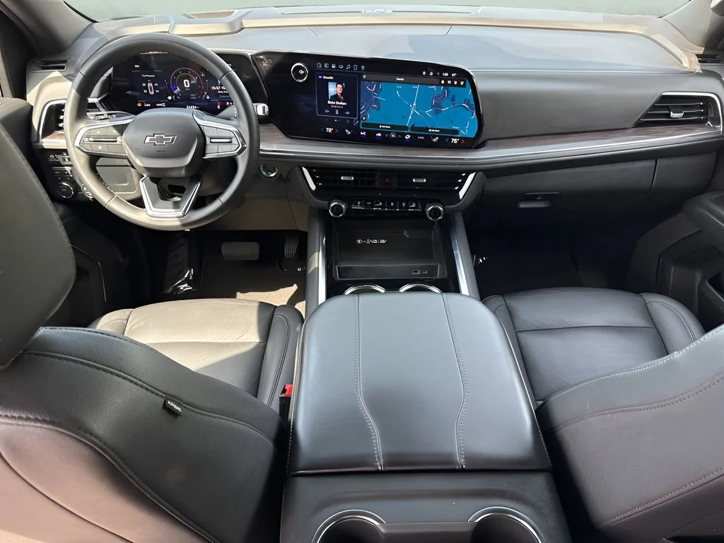 Used 2025 Black Chevrolet Z71 image 15